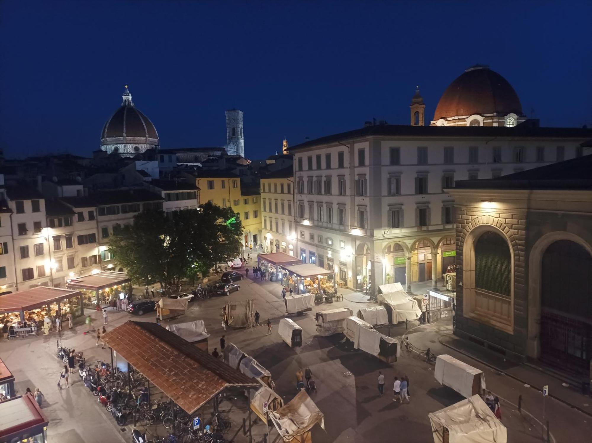 Panoramic Suite Near Duomo And Station فلورنس المظهر الخارجي الصورة